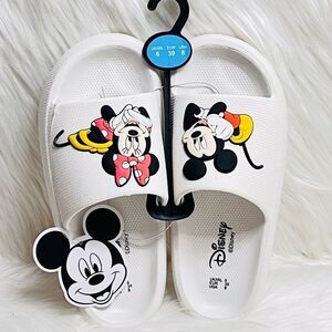 Minnie Mouse Sandals